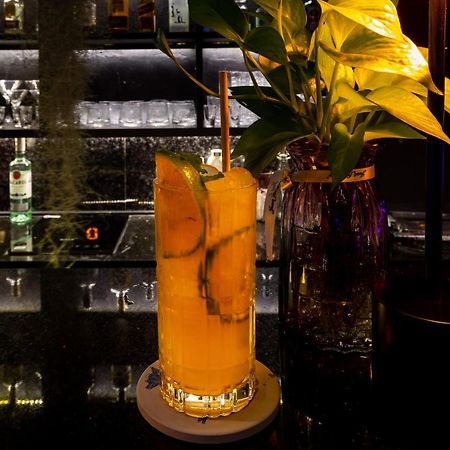 Labar Hotel Saigon Хошимин Екстериор снимка