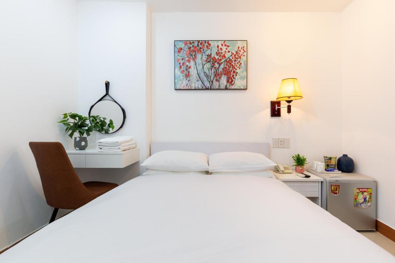 Labar Hotel Saigon Хошимин Екстериор снимка