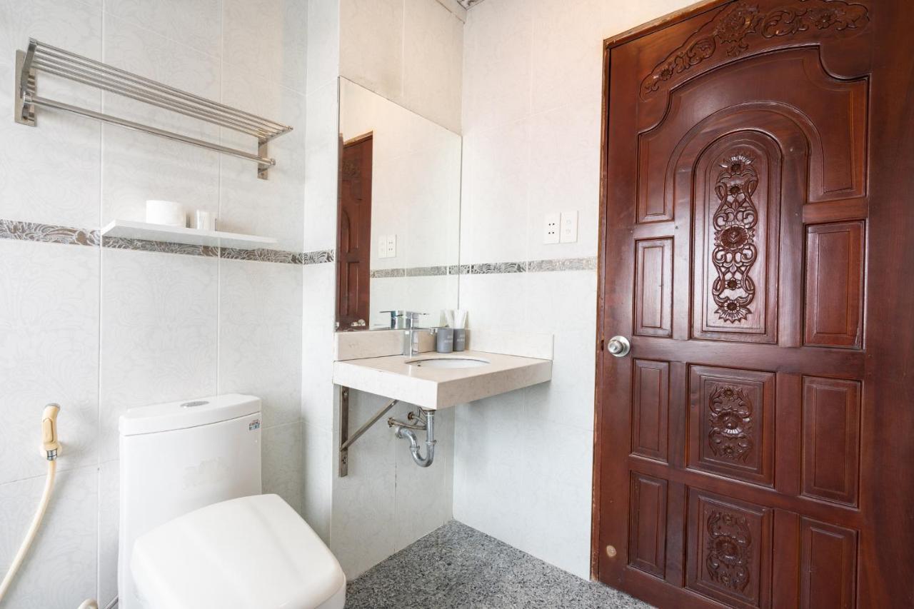 Labar Hotel Saigon Хошимин Екстериор снимка
