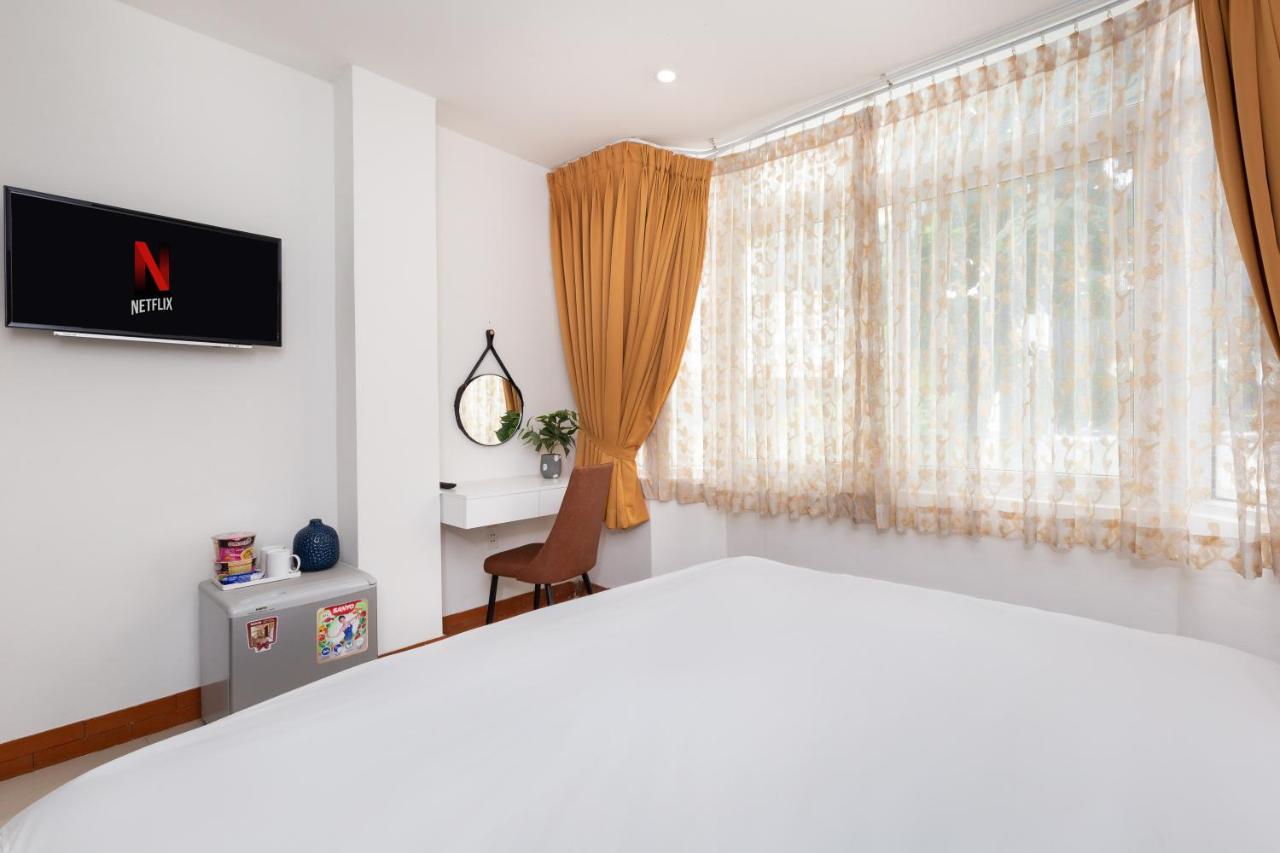 Labar Hotel Saigon Хошимин Екстериор снимка