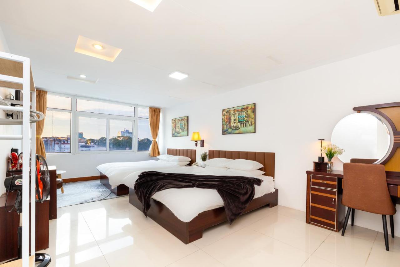 Labar Hotel Saigon Хошимин Екстериор снимка