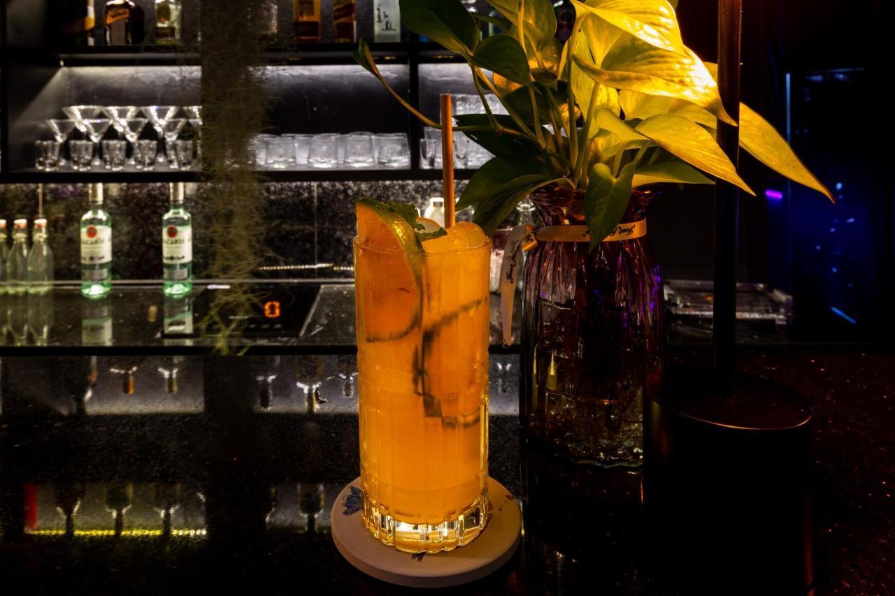 Labar Hotel Saigon Хошимин Екстериор снимка