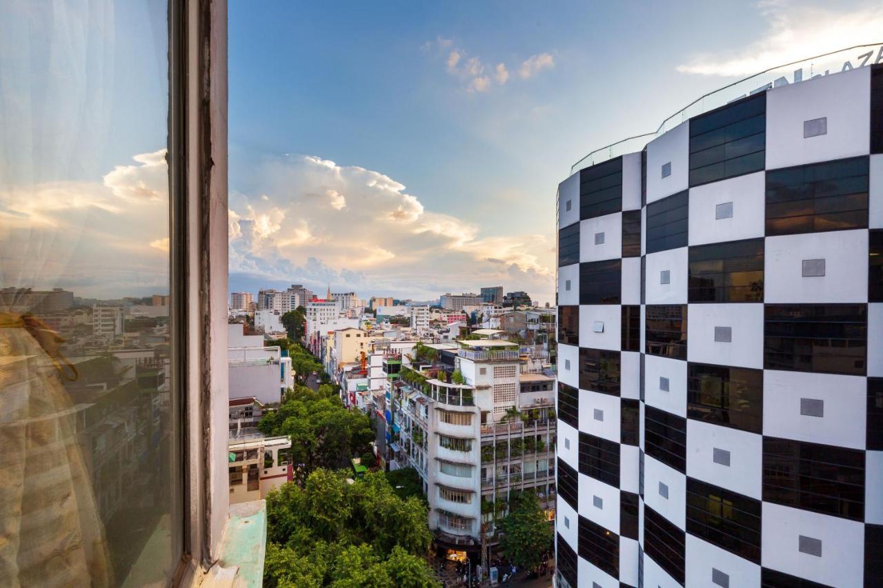 Labar Hotel Saigon Хошимин Екстериор снимка