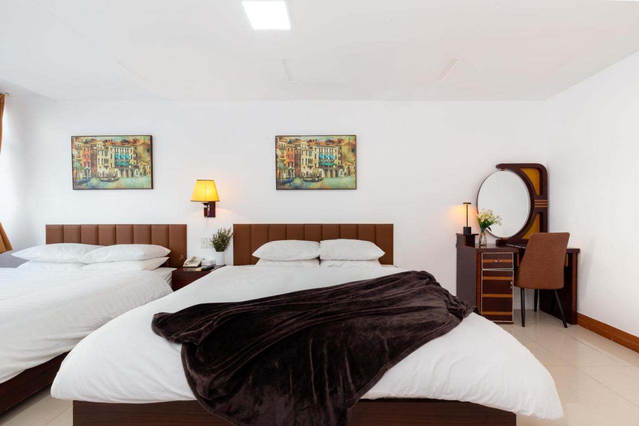 Labar Hotel Saigon Хошимин Екстериор снимка