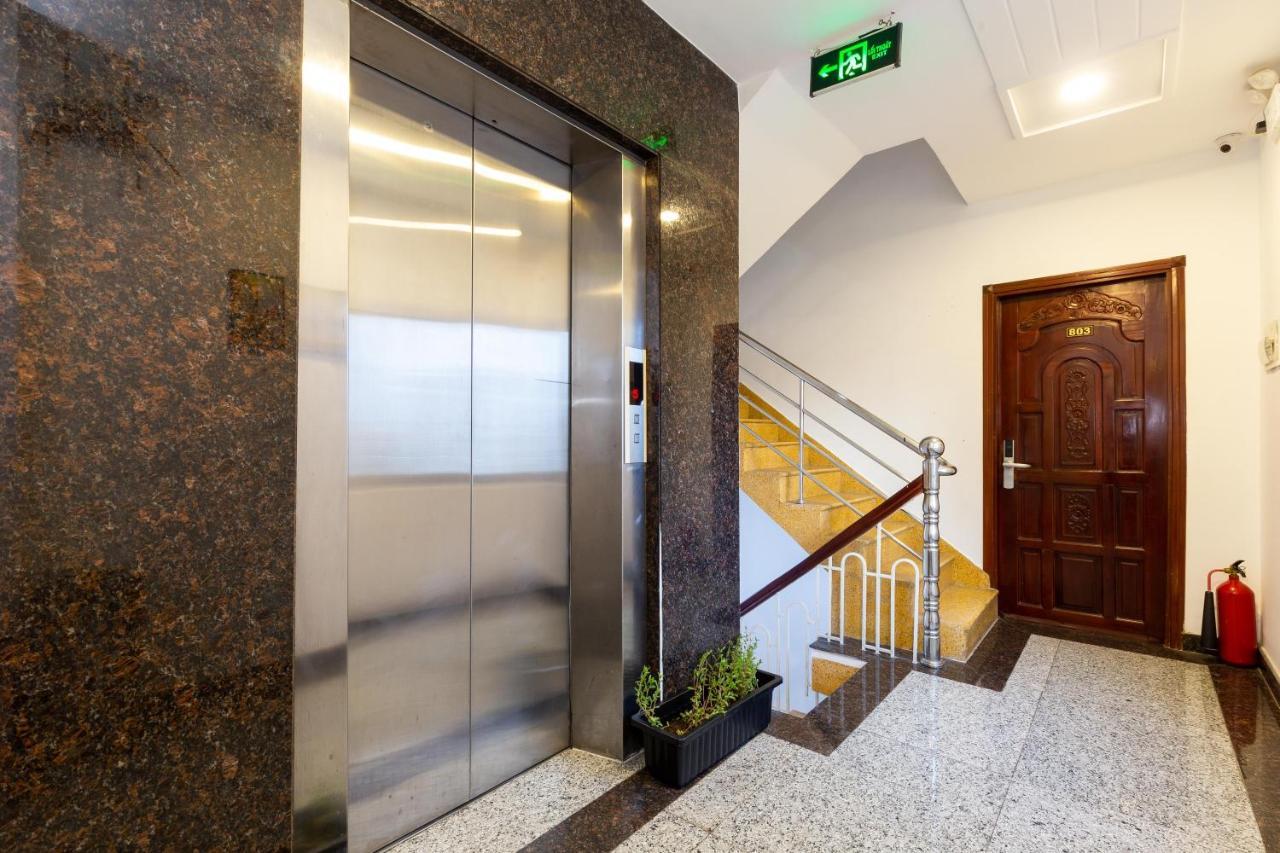 Labar Hotel Saigon Хошимин Екстериор снимка